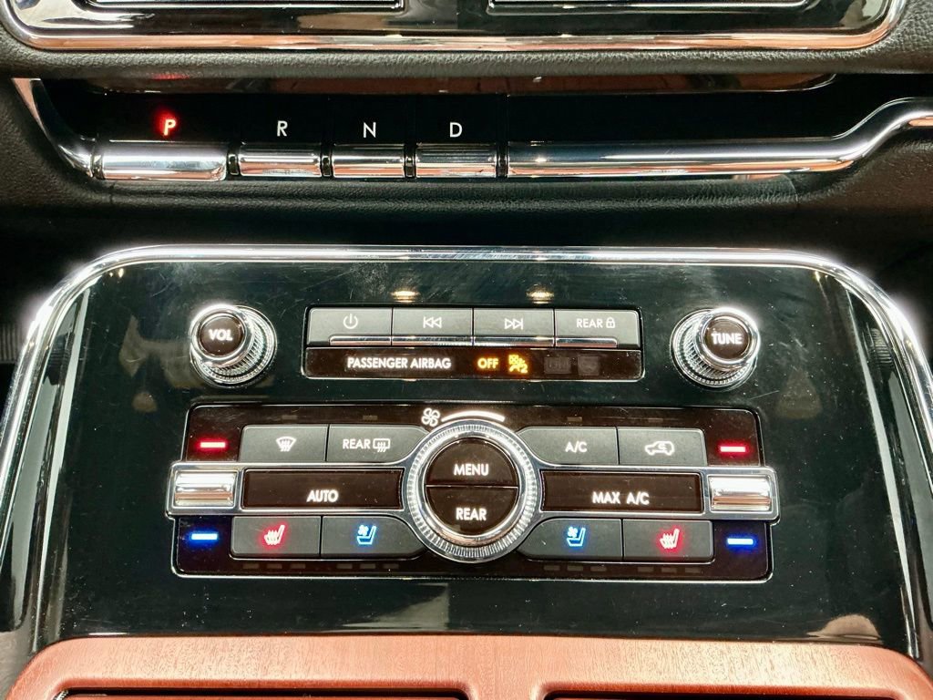 Used 2020 Lincoln Navigator Reserve w/ Equipment Group 208A Reserve AWD/4WD image 35