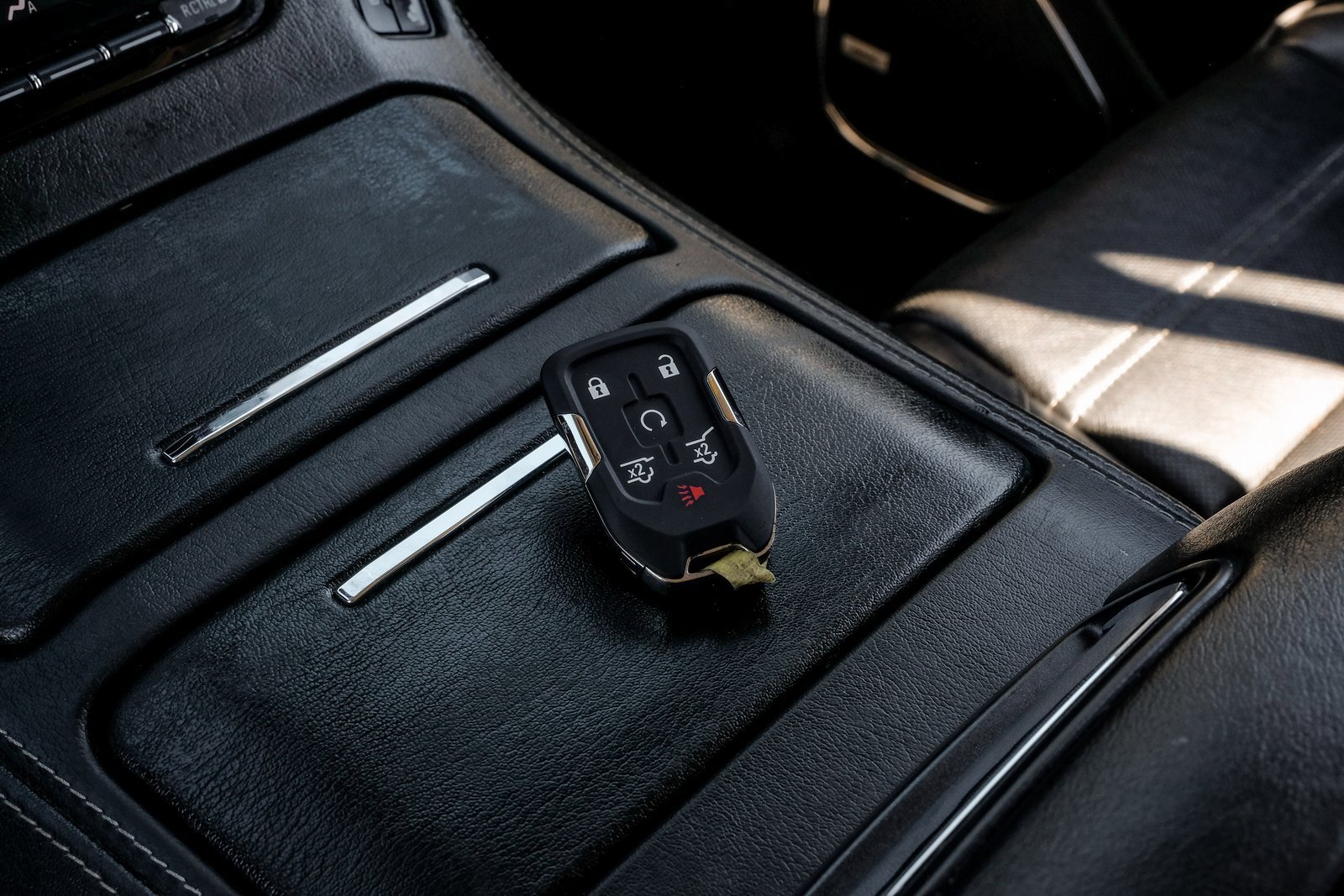 Used 2020 GMC Yukon Denali w/ Denali Ultimate Package image 64