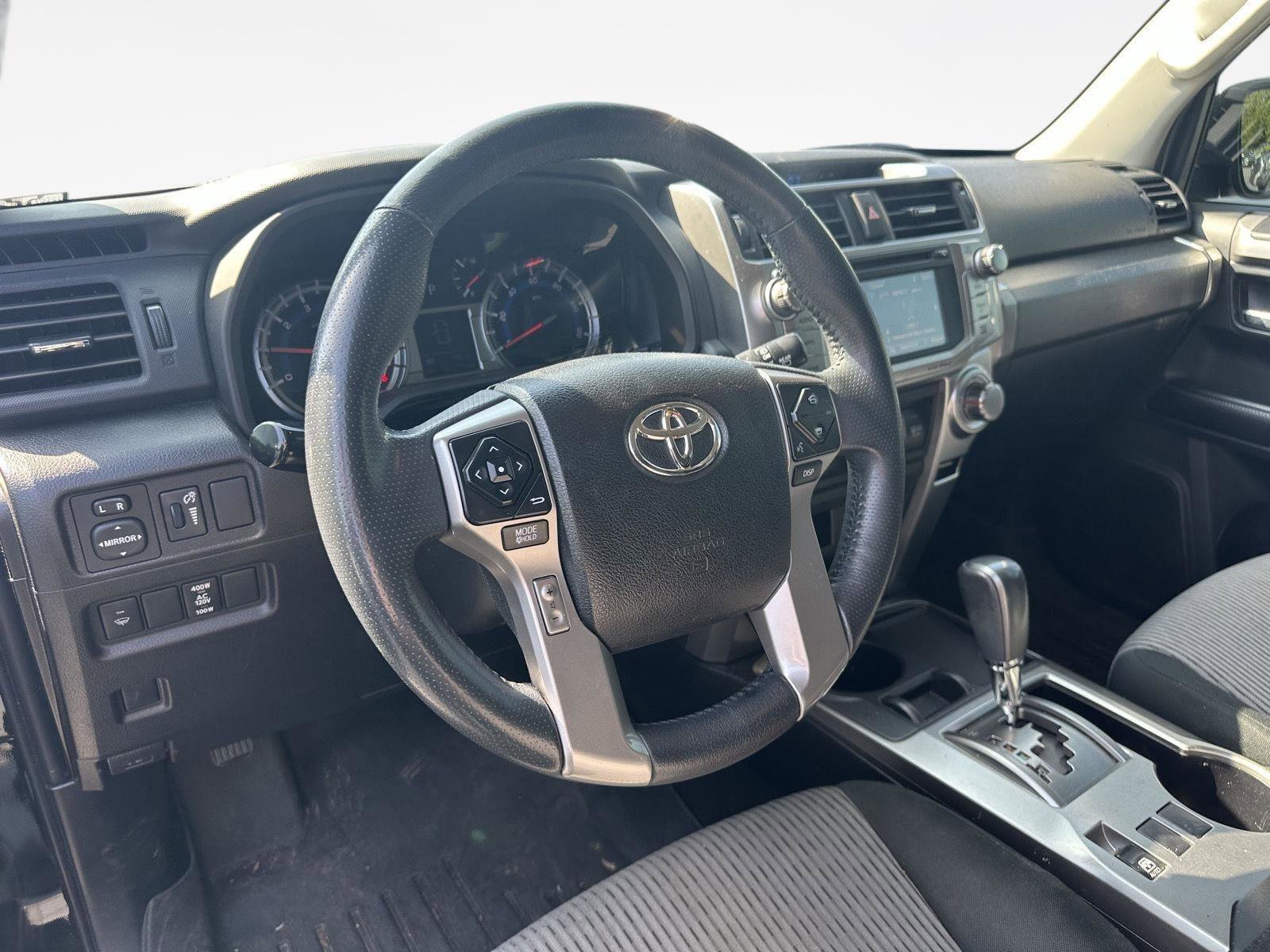 Used 2017 Toyota 4Runner SR5 RWD image 11