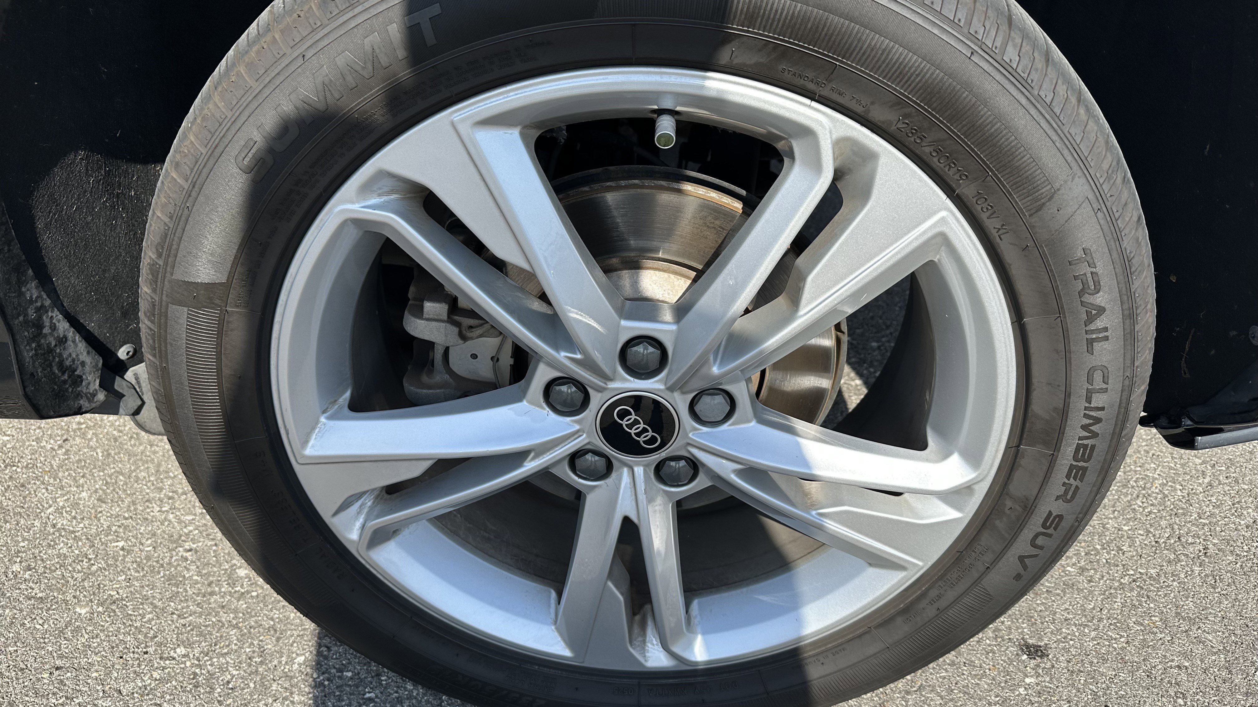 Used 2021 Audi Q3 2.0T Premium w/ 19" Wheel Package image 13