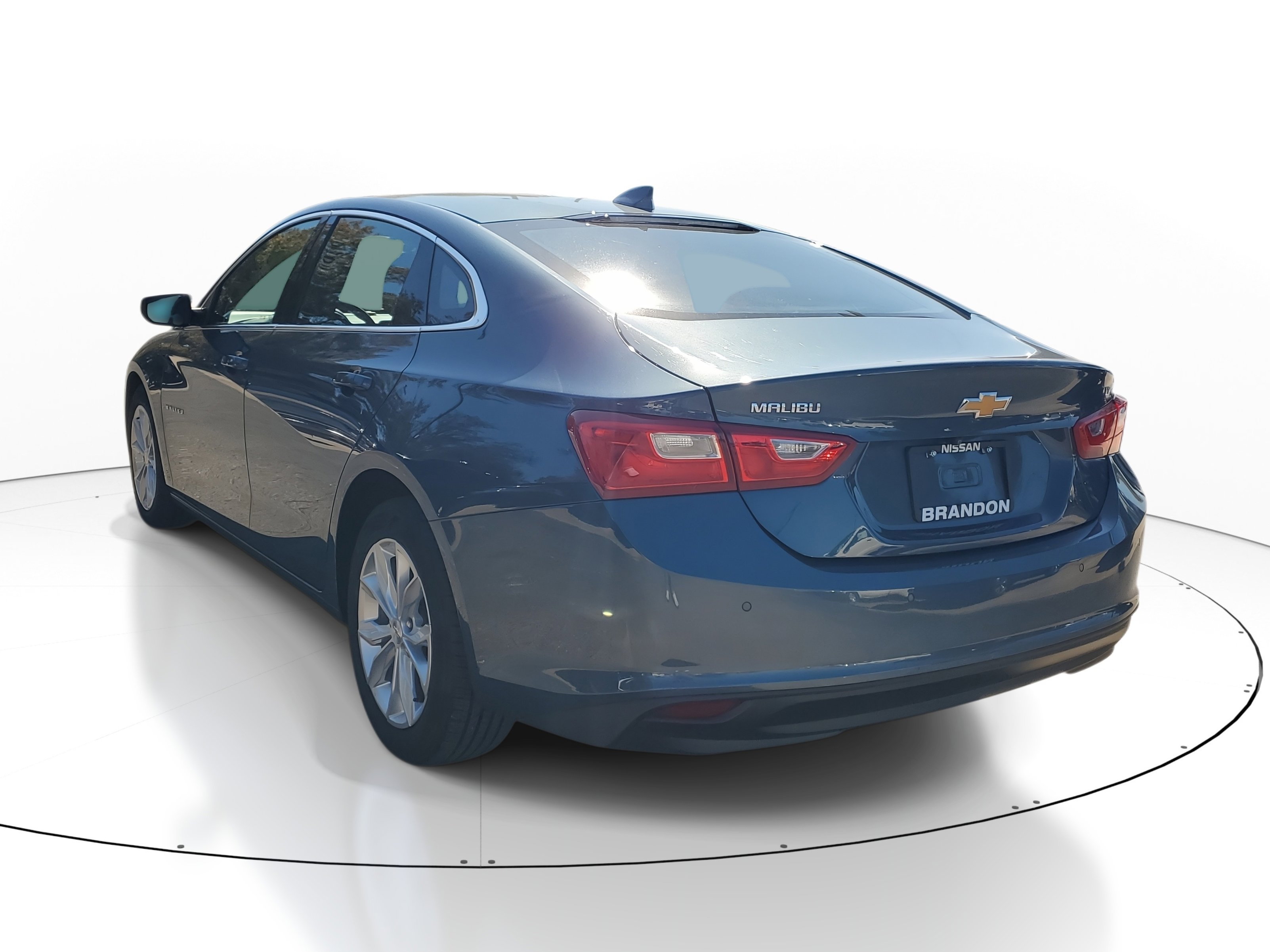 Used 2024 Chevrolet Malibu LT image 5