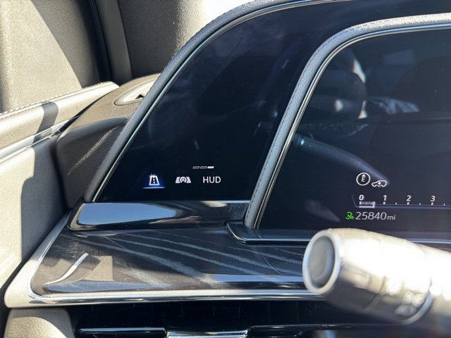 Certified 2024 Cadillac Escalade Sport w/ LPO, ONYX Package image 35