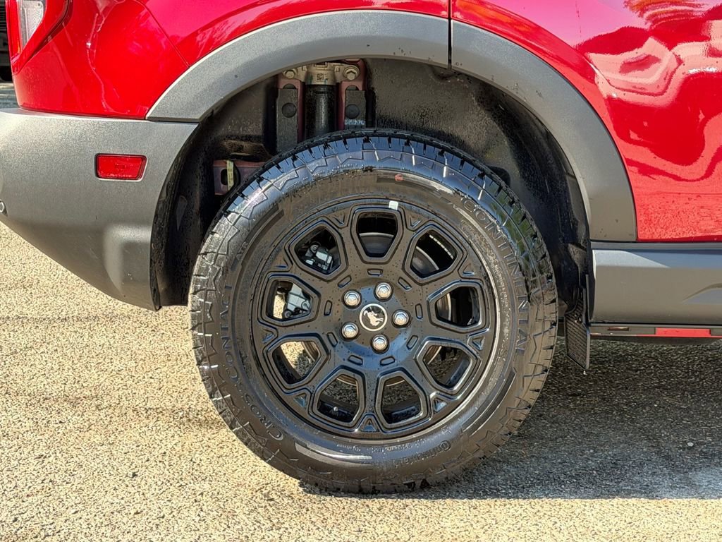 Used 2025 Ford Bronco Sport Badlands image 9