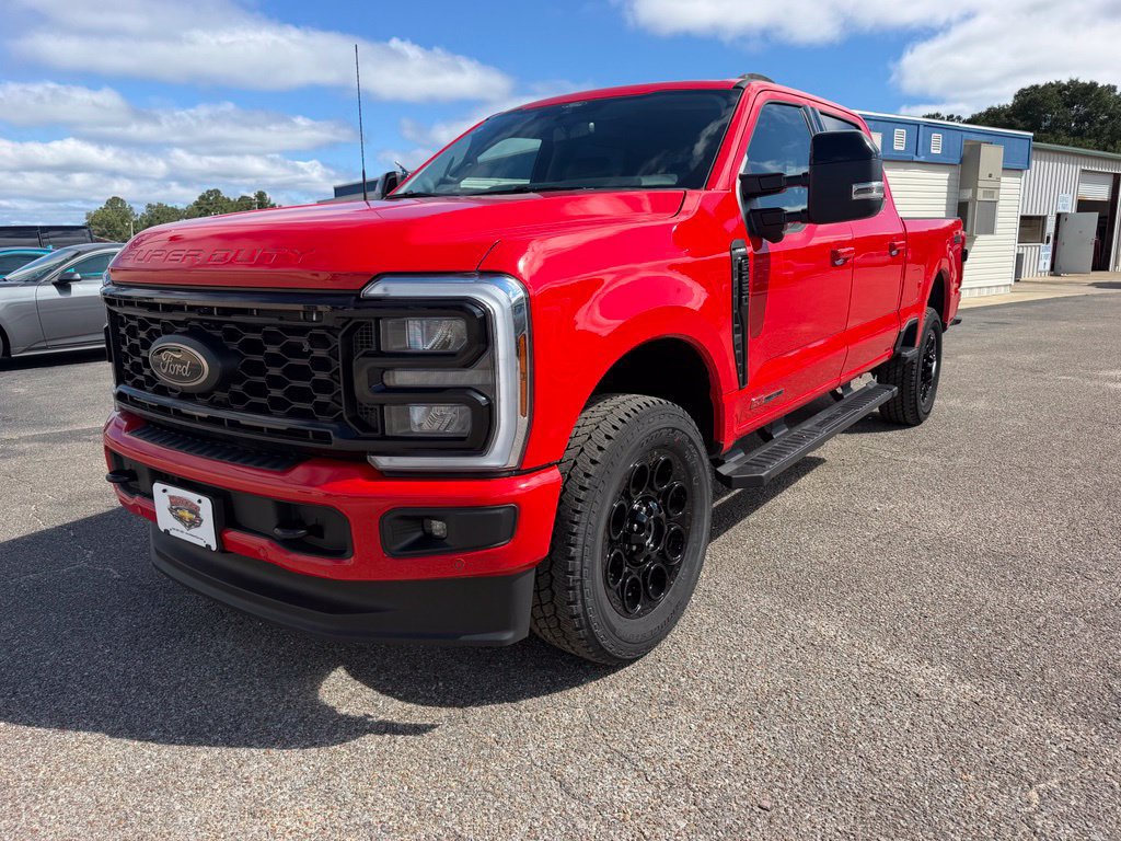 New 2026 Ford F250 Lariat w/ Black Appearance Package