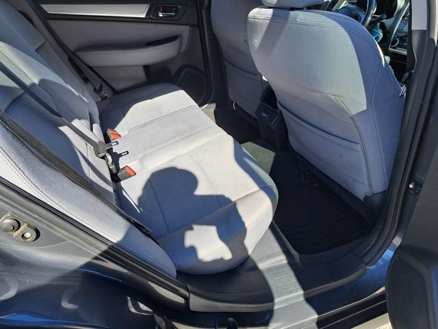 Used 2018 Subaru Outback 2.5i Premium AWD/4WD image 10
