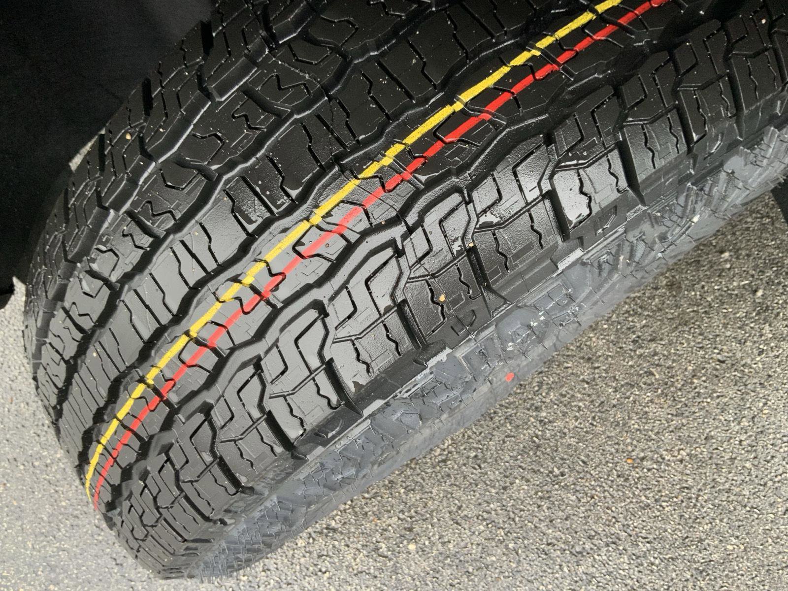 New 2026 GMC Acadia AT4 w/ Luxury Package image 23