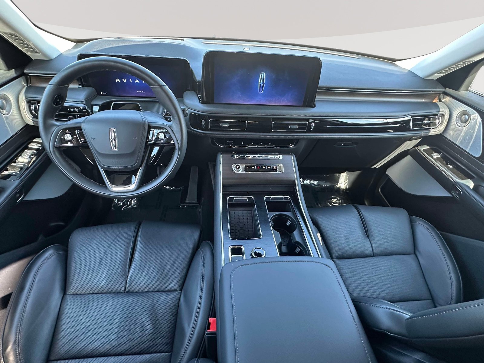 Used 2025 Lincoln Aviator Reserve w/ Equipment Group 201A image 7