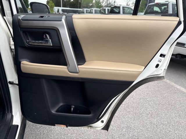 Used 2021 Toyota 4Runner SR5 AWD/4WD image 12