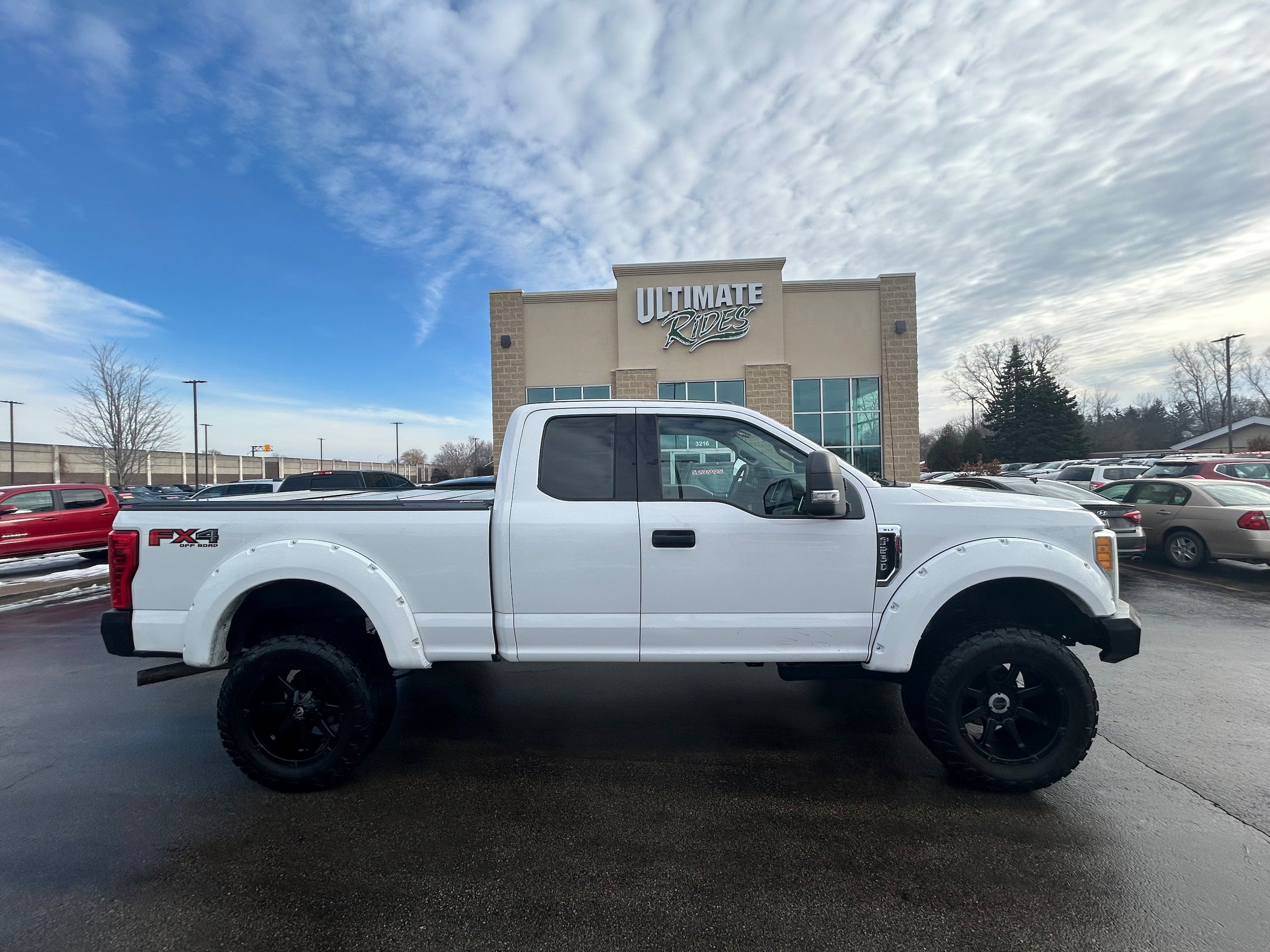 Used 2017 Ford F250 XLT w/ FX4 Off-Road Package AWD/4WD image 1
