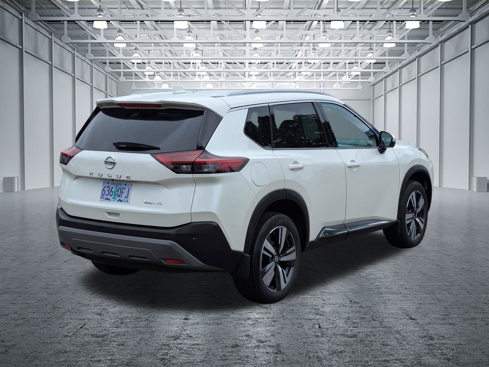 Used 2021 Nissan Rogue SL AWD/4WD image 5
