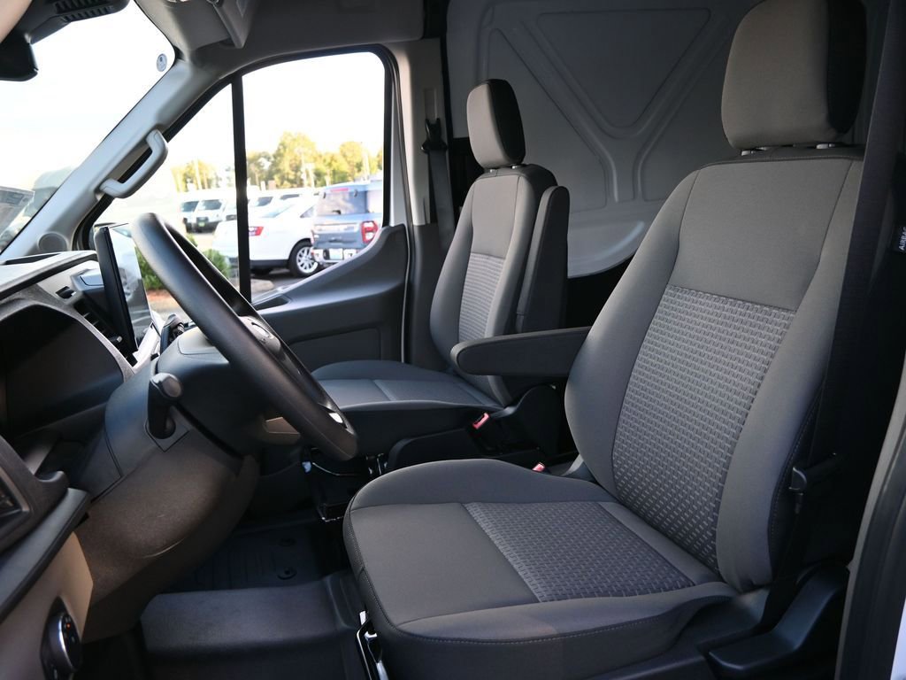 New 2026 Ford Transit 250 148 Medium Roof Extended AWD image 23