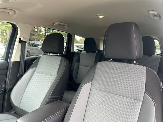 Used 2017 Ford Escape SE w/ SE Cold Weather Package AWD/4WD image 22