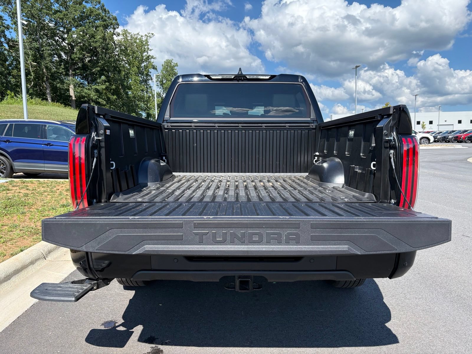Used 2026 Toyota Tundra Platinum AWD/4WD image 11