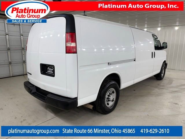 Used 2017 Chevrolet Express 3500 Extended image 5