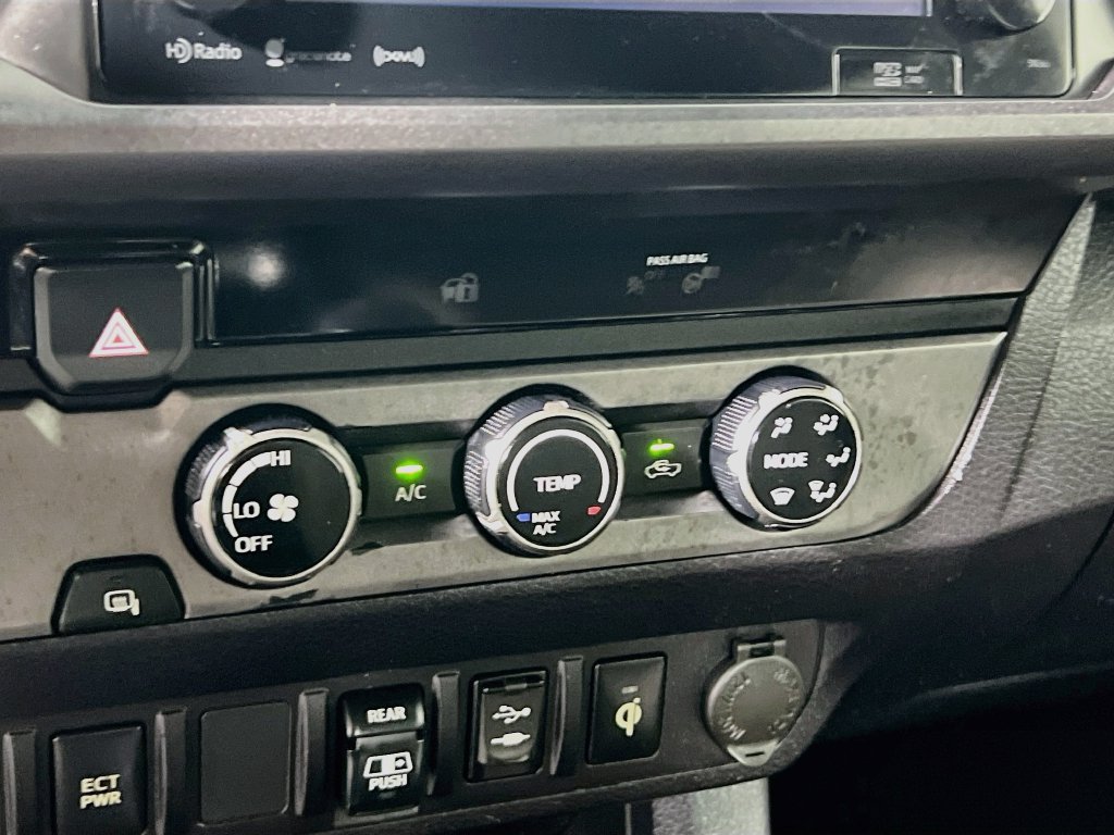 Used 2018 Toyota Tacoma TRD Sport RWD image 22