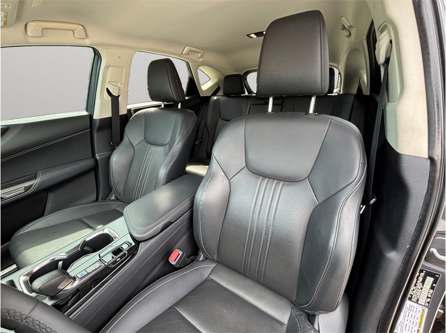 Used 2022 Lexus NX 250 FWD w/ Towing Package (2000 Lbs) image 17