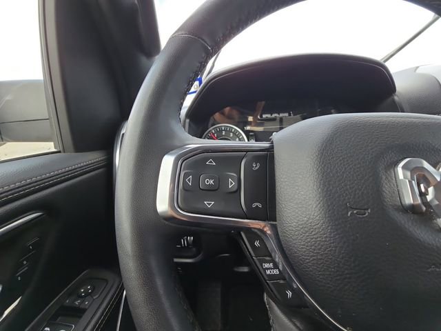 Used 2025 RAM 1500 Laramie AWD/4WD image 11