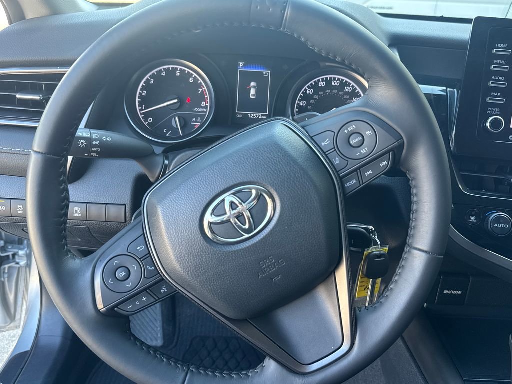 Certified 2023 Toyota Camry SE image 9