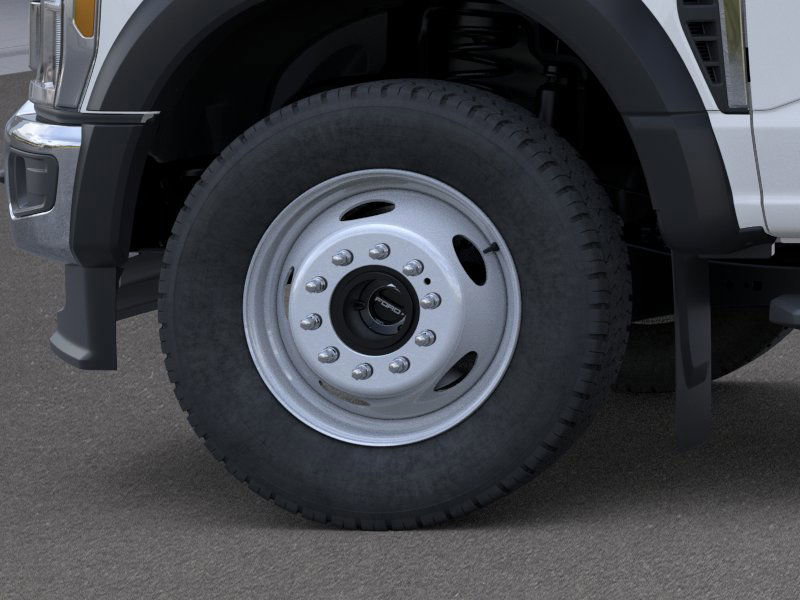 New 2025 Ford F450 XL w/ XL Chrome Package image 19