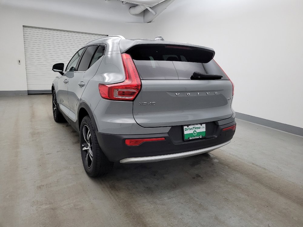 Used 2024 Volvo XC40 B5 Core image 6