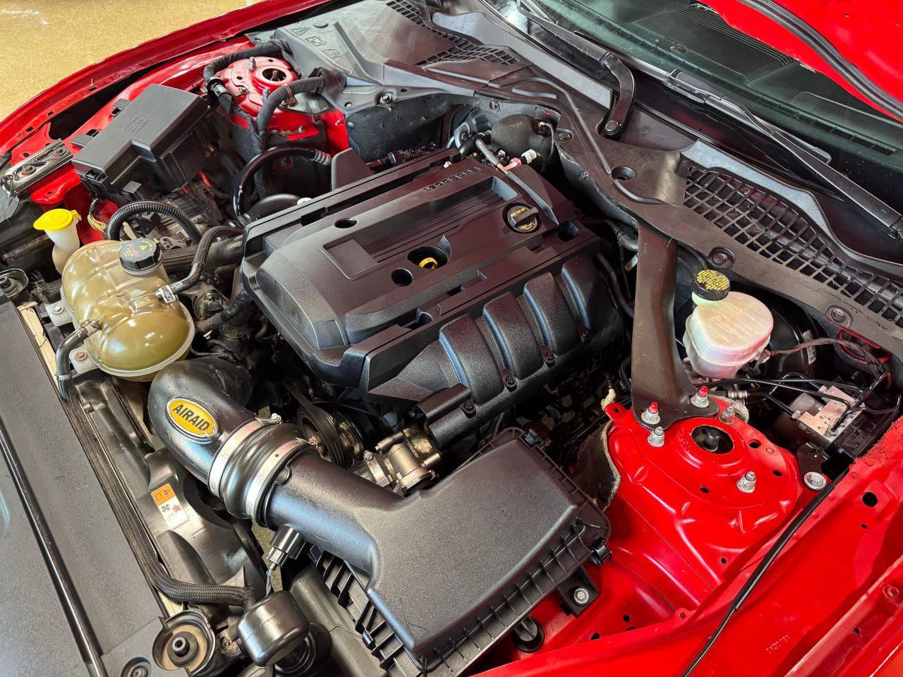 Used 2015 Ford Mustang Coupe RWD image 28