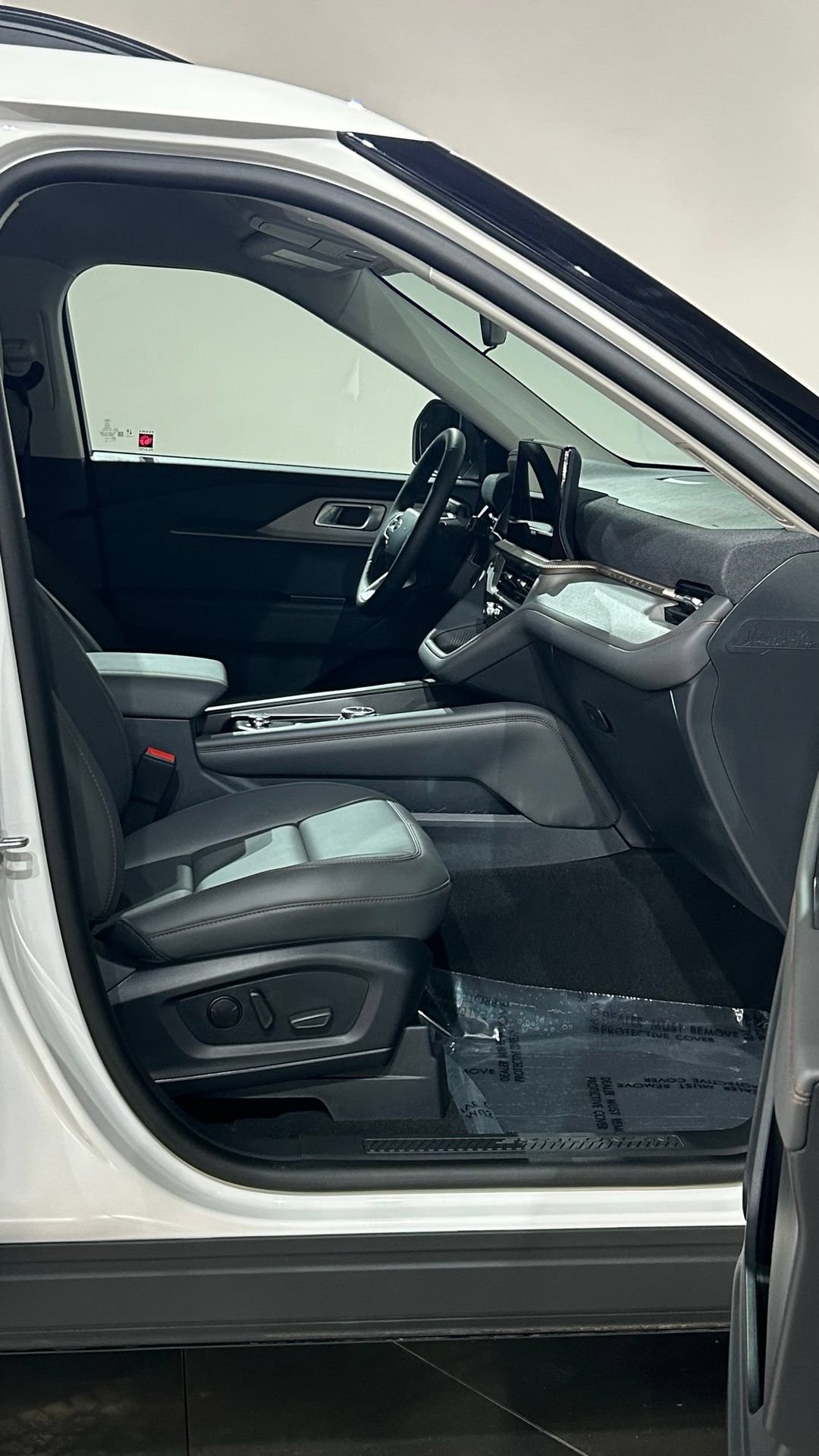 New 2026 Ford Explorer Active w/ Active Comfort Package AWD/4WD image 60