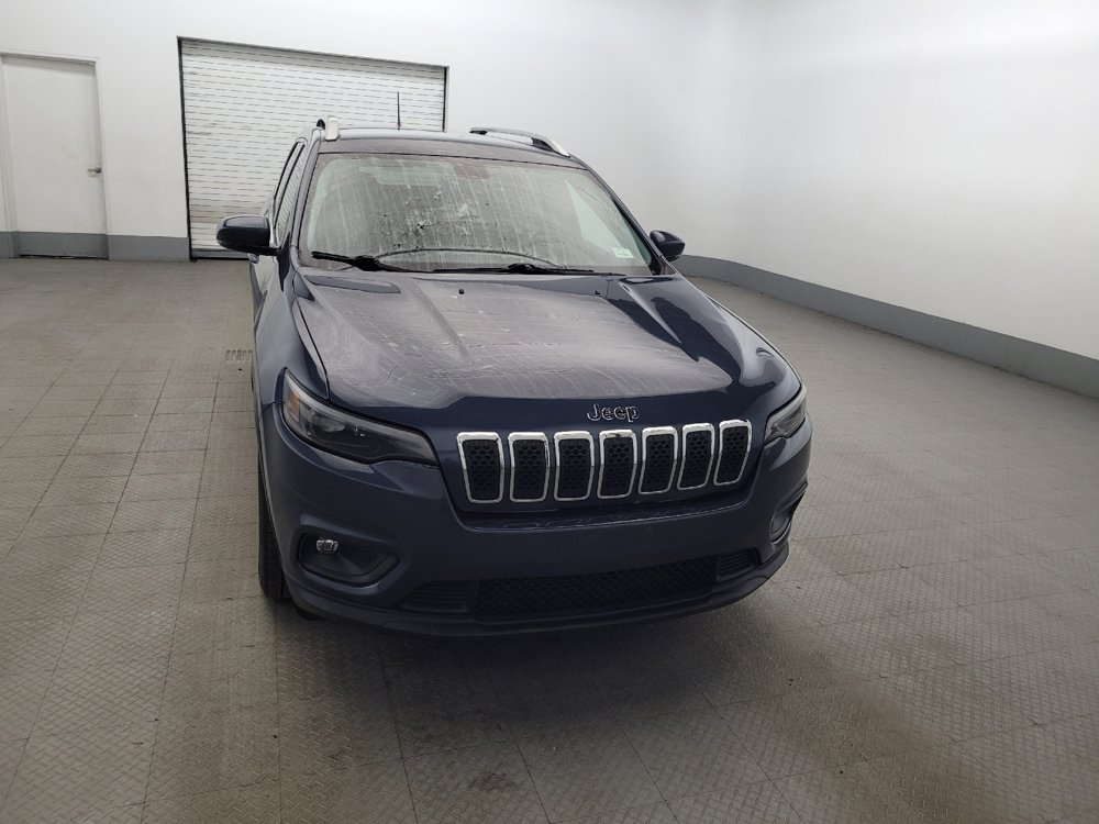 Used 2019 Jeep Cherokee Latitude w/ Popular Appearance Group FWD image 14