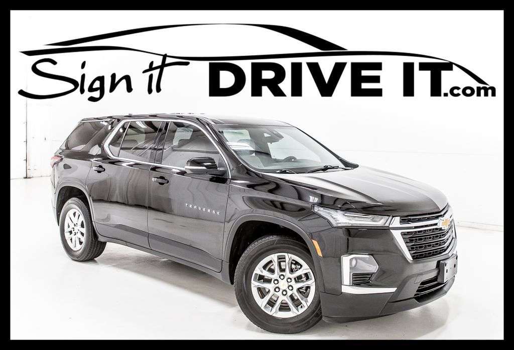 Used 2023 Chevrolet Traverse LS w/ Safety Package FWD image 1
