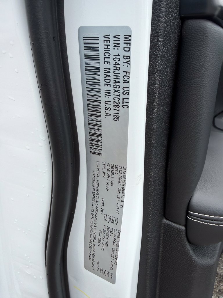 New 2026 Jeep Grand Cherokee Laredo AWD/4WD image 24