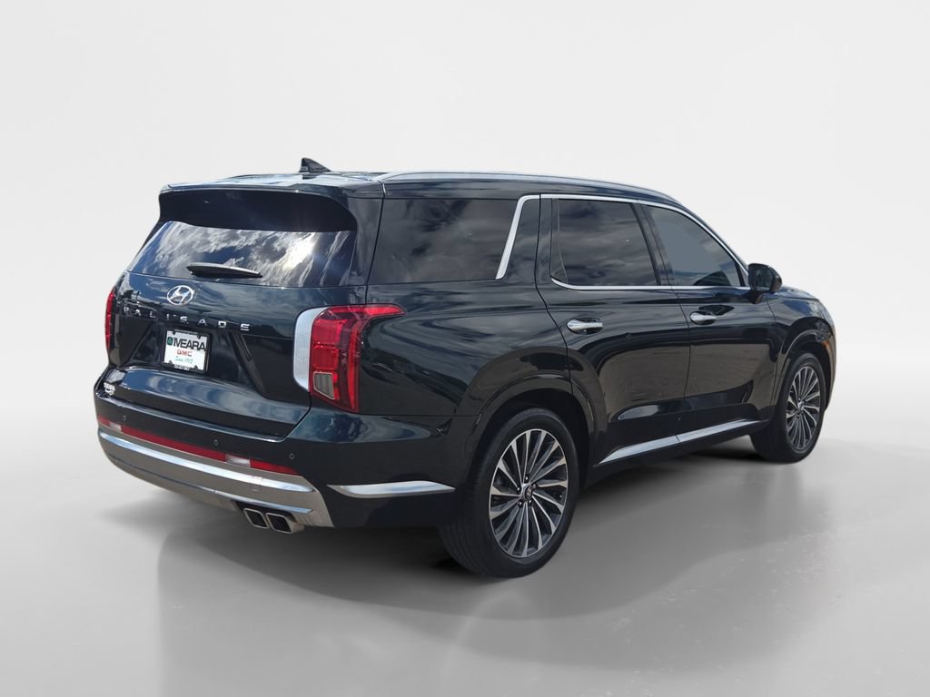 Used 2024 Hyundai Palisade Calligraphy FWD image 5