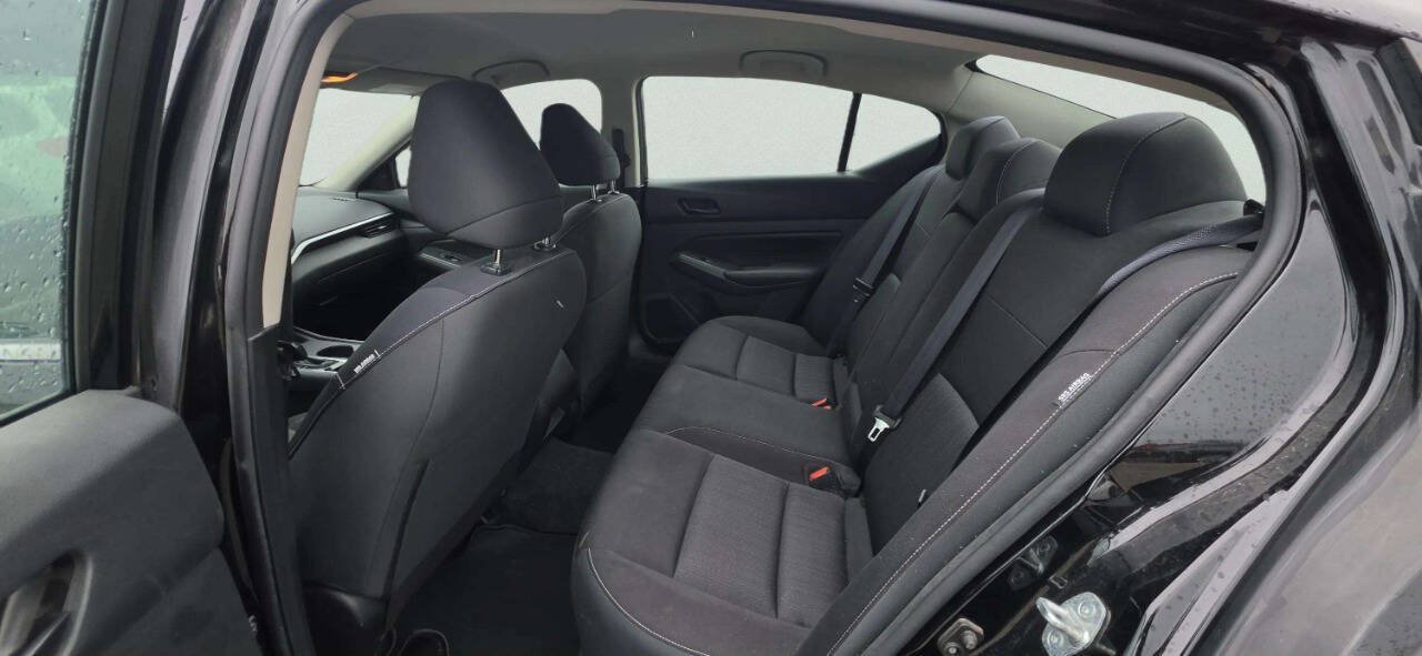 Used 2023 Nissan Altima 2.5 S FWD image 7