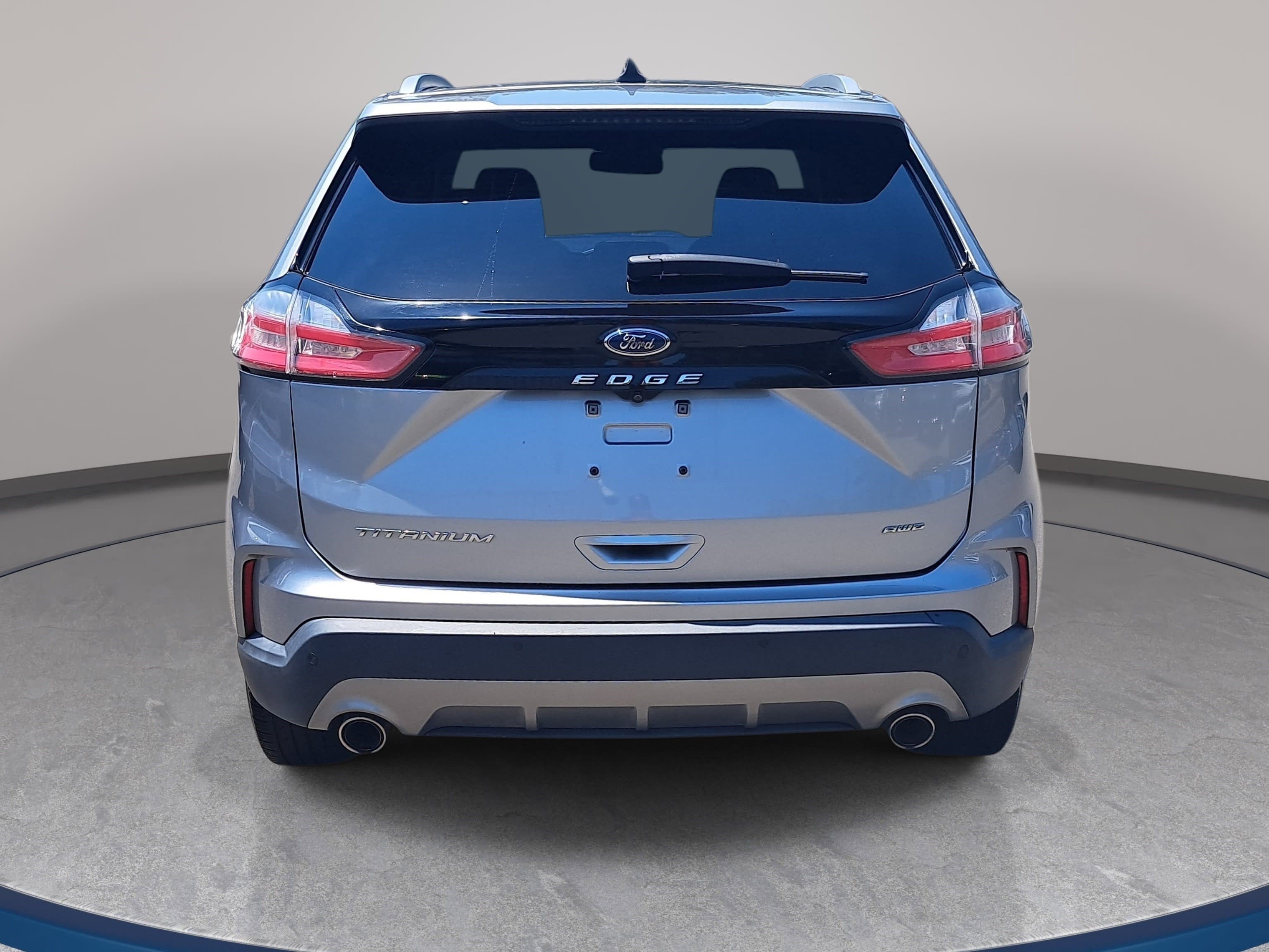 Used 2021 Ford Edge Titanium AWD/4WD image 6