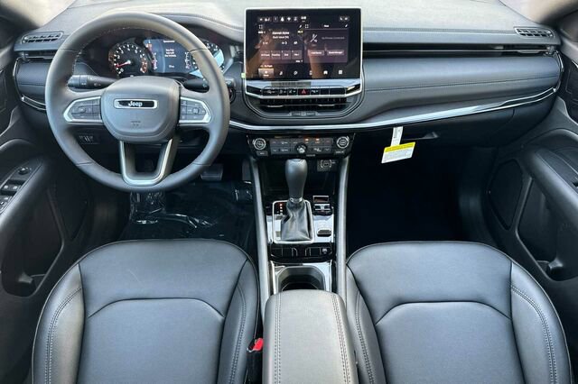 New 2026 Jeep Compass Limited image 10
