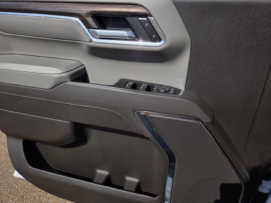 New 2026 Chevrolet Silverado 1500 LT RWD image 18