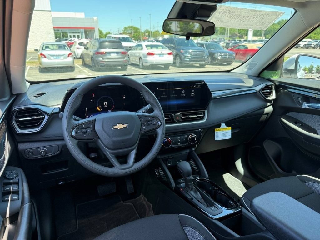 New 2026 Chevrolet TrailBlazer LT FWD image 14