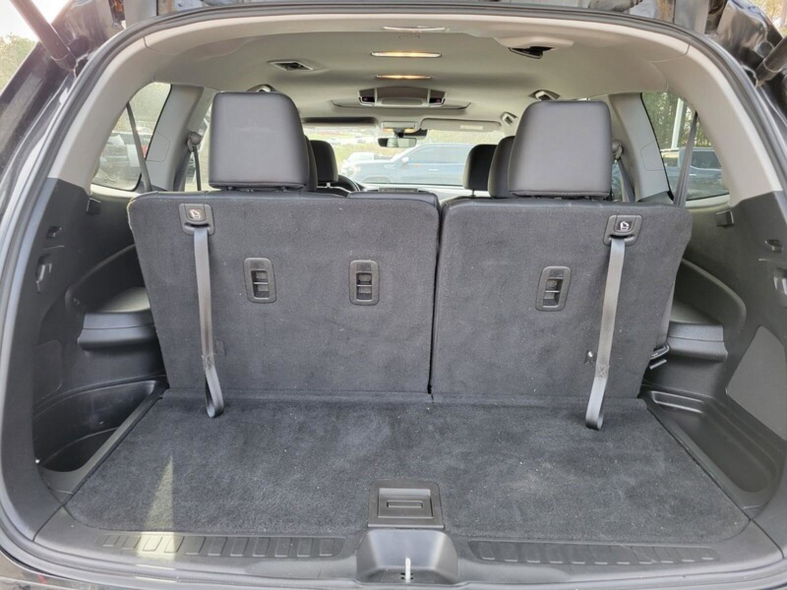 Used 2021 Honda Pilot Touring image 7