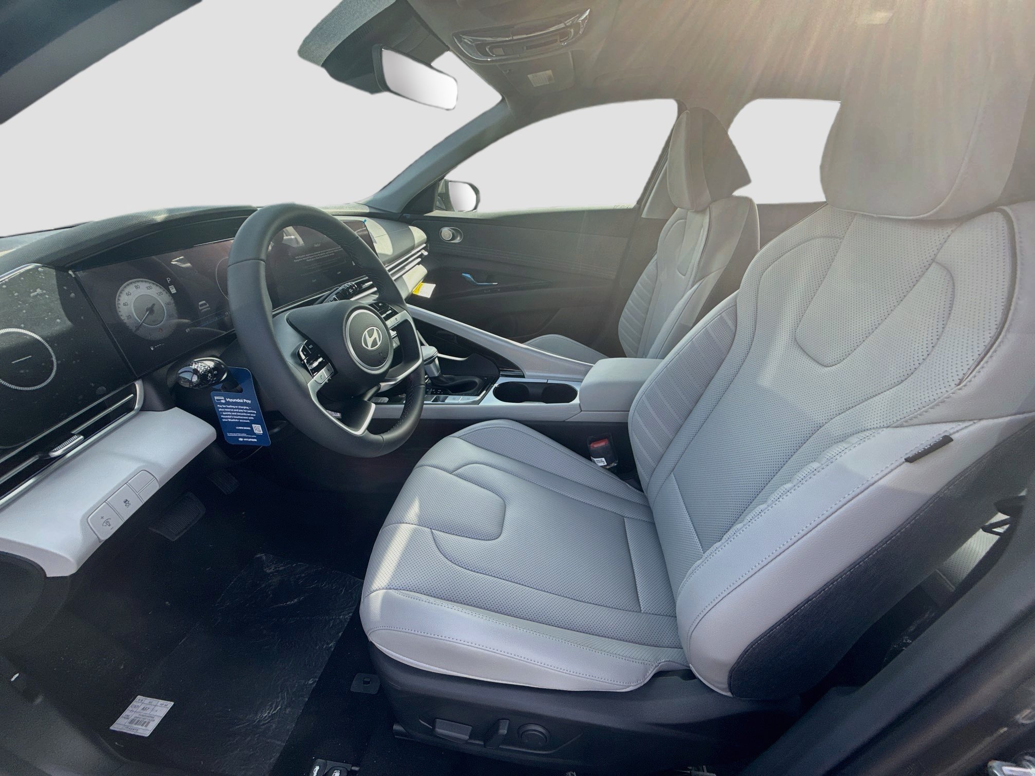 New 2026 Hyundai Elantra Limited FWD image 14