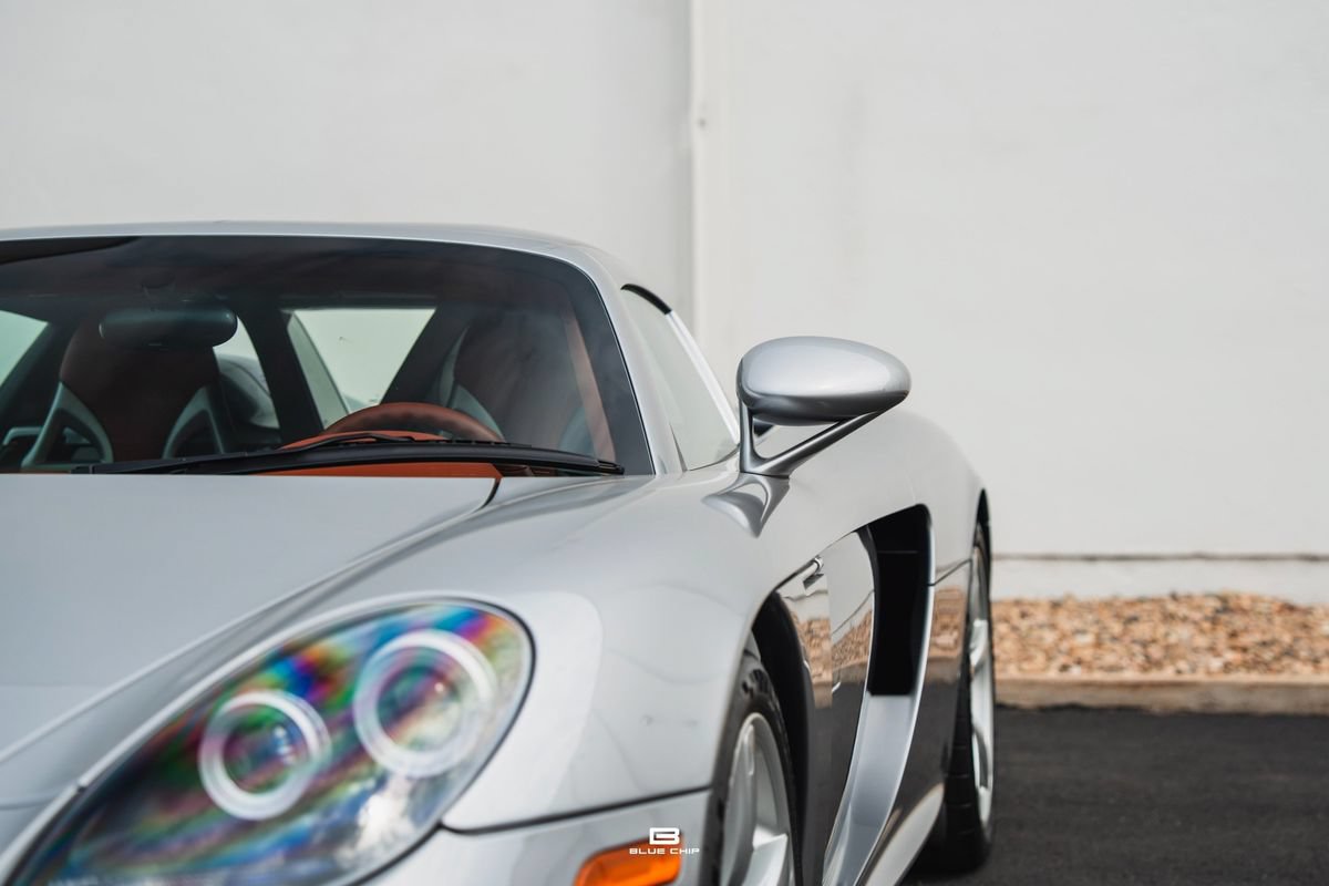 Used 2004 Porsche Carrera GT RWD image 9