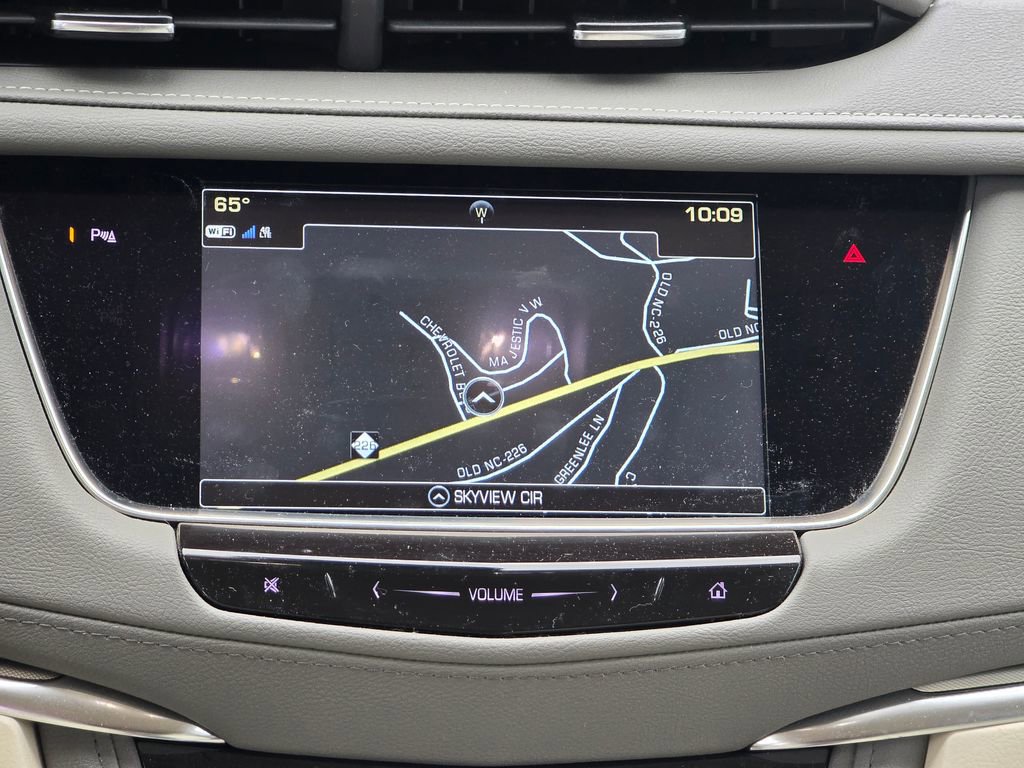 Used 2019 Cadillac XT5 Luxury FWD image 8