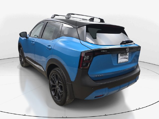 New 2027 Nissan Kicks SR w/ SR Premium Package FWD image 8