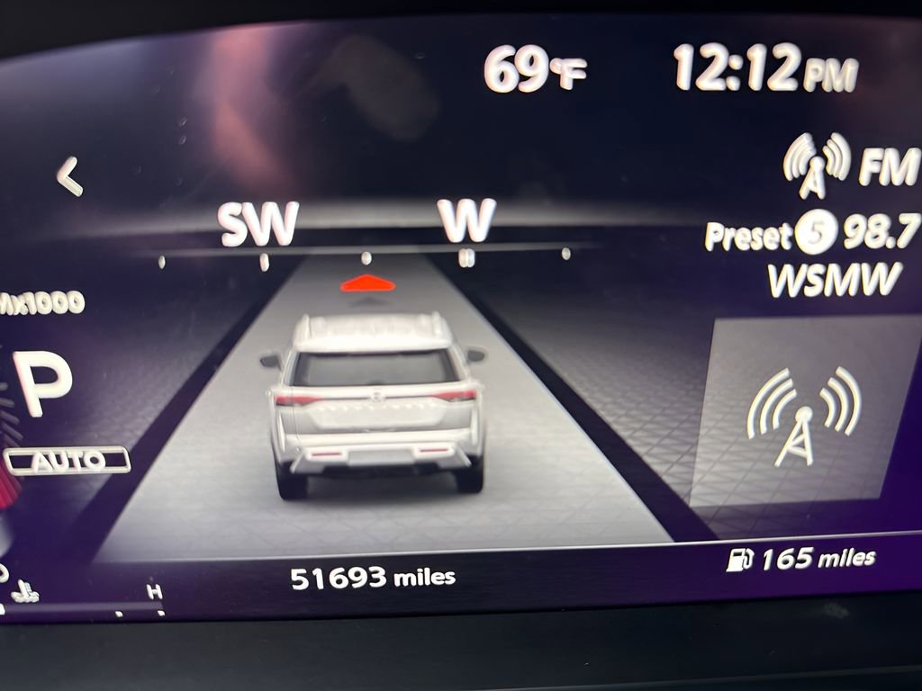 Used 2023 Nissan Pathfinder Platinum w/ Cargo Package AWD/4WD image 26