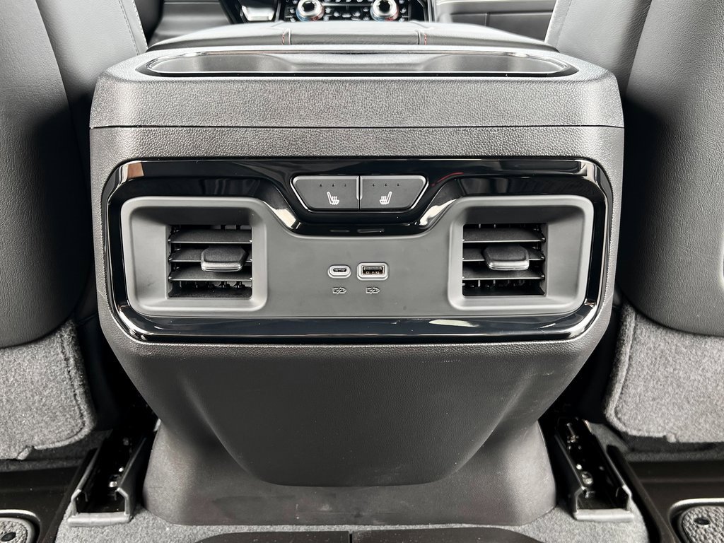 Used 2024 GMC Sierra 1500 AT4X image 28