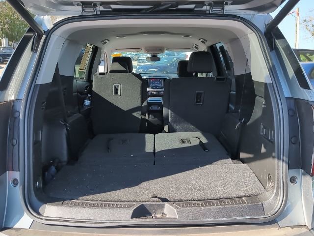 Used 2023 GMC Acadia SLE w/ Driver Convenience Package image 28