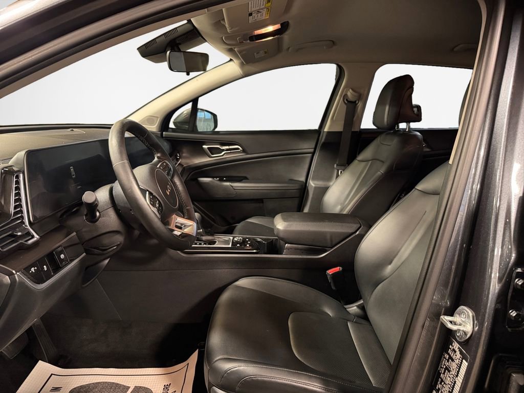Certified 2023 Kia Sportage EX image 12