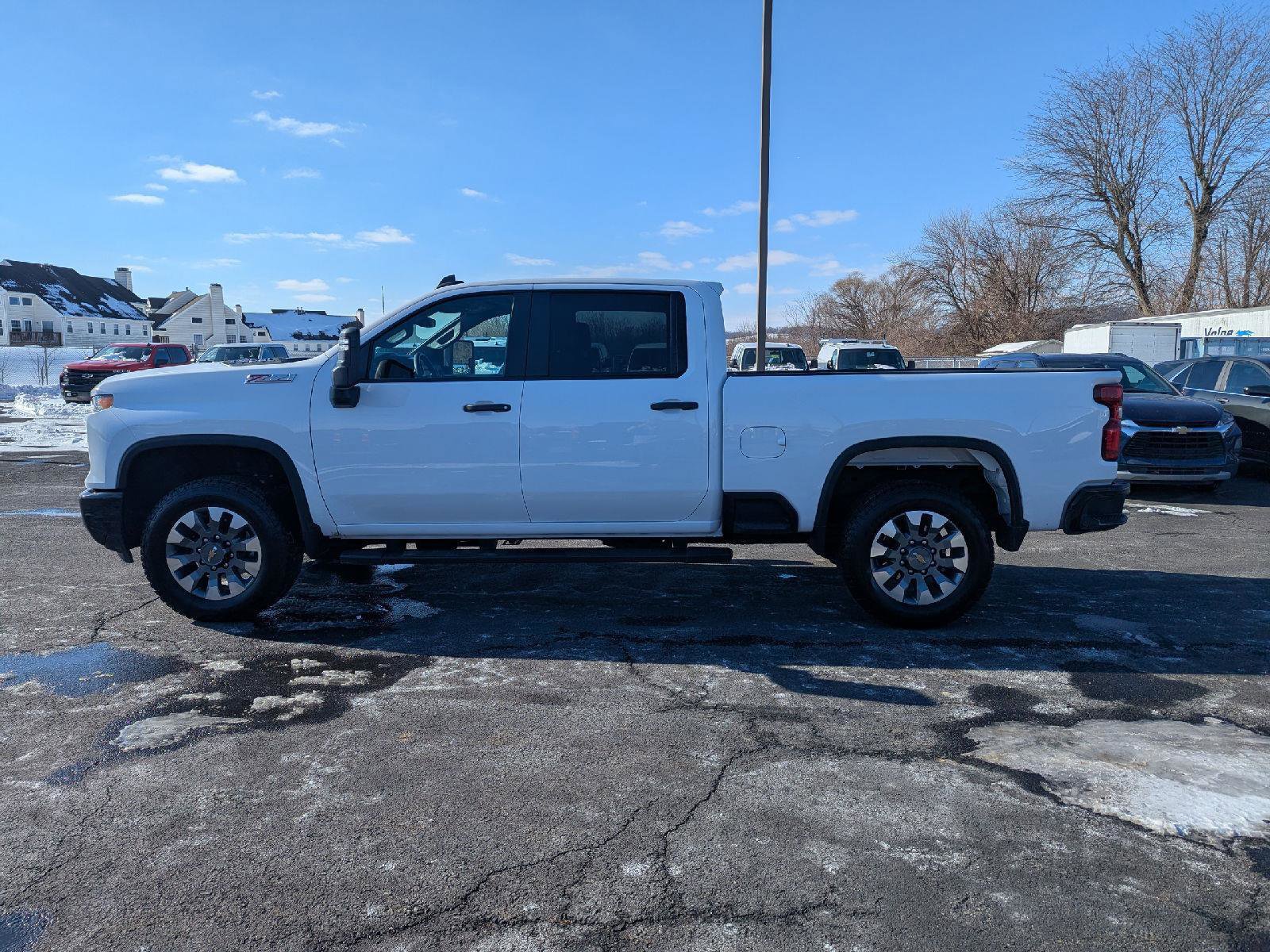 Certified 2025 Chevrolet Silverado 2500 Custom w/ Custom Convenience Package image 5