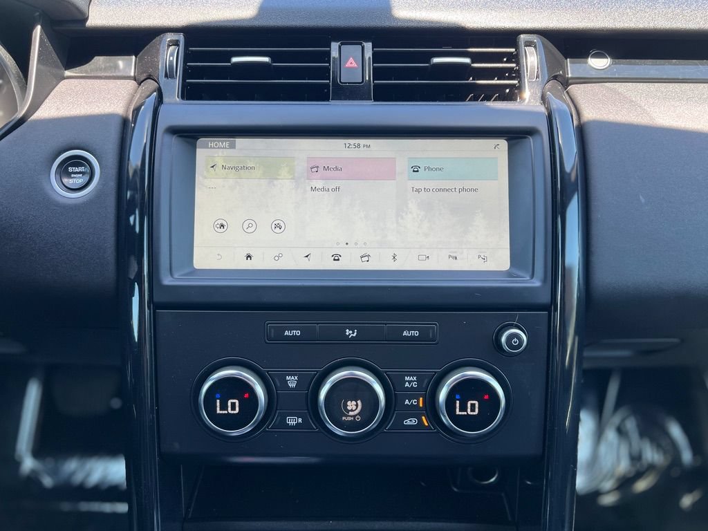Used 2020 Land Rover Discovery SE AWD/4WD image 17