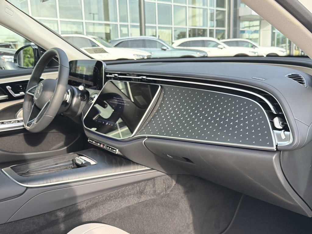 New 2026 Mercedes-Benz E 450 4MATIC Sedan image 19