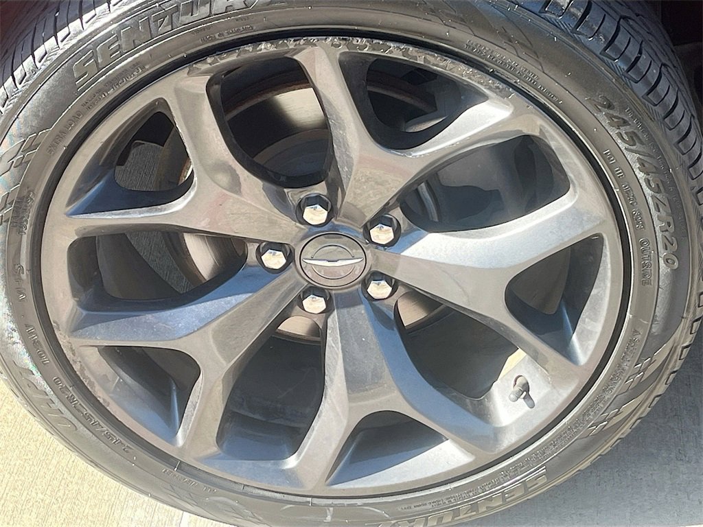 Used 2021 Chrysler 300 Touring w/ Sport Appearance Package image 30