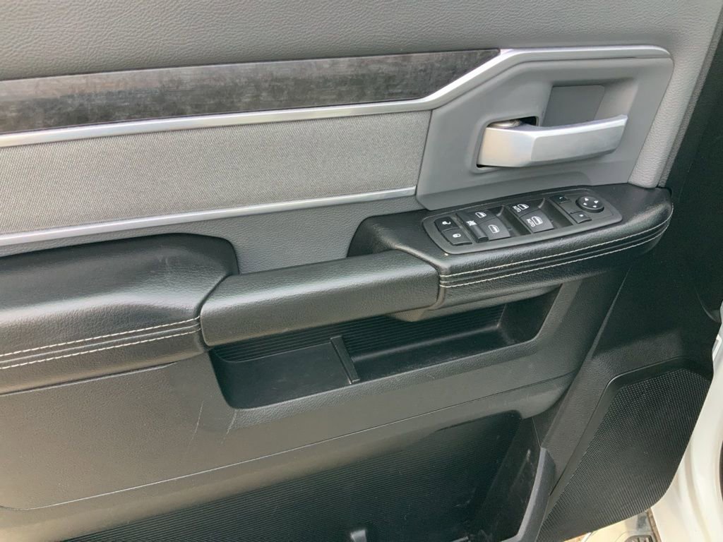 Used 2022 RAM 3500 Big Horn image 16