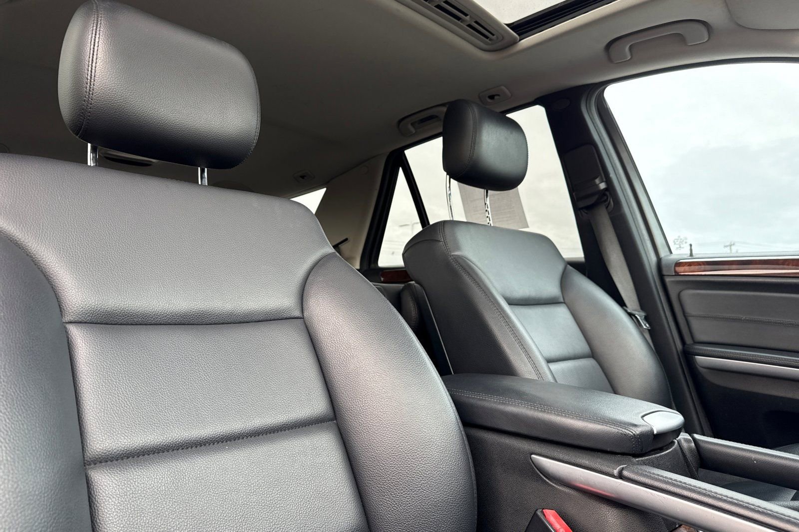 Used 2010 Mercedes-Benz ML 550 4MATIC image 14